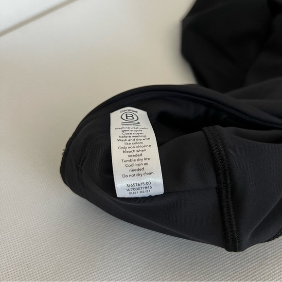 Athleta Run With It 16" Skort Plus Size 1X Built-In Short Black Golf Athleisure - Picture 8 of 12